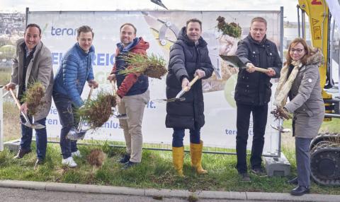 Erster Spatenstich in Altbach