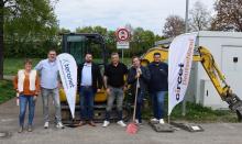 Sabine Kerner (Gemeinde Deizisau), Frank Kolmberger (Gemeinde Deizisau), Max Winterstein (Projektleiter GVG Glasfaser), Mario Hojer (Bereichsleitung Süd-West circet Deutschland), Bürgermeister Thomas Matrohs (Gemeinde Deizisau) und Marko Peric (Projektleiter circet Deutschland)